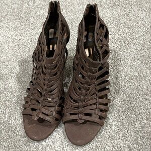 Women’s Brown heels, 7.5, good condition